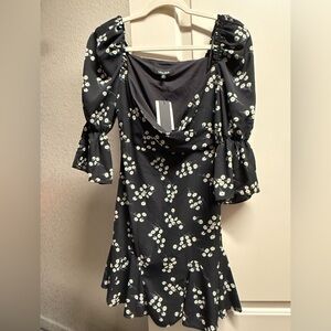 Lea & Viola Black and White Floral Long Sleeve Dress